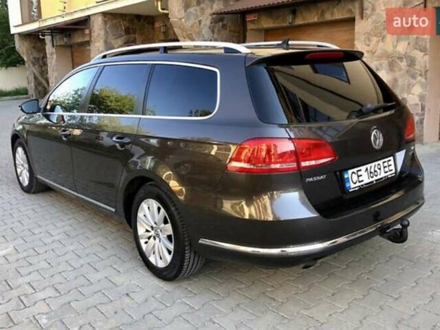 Коричневий Фольксваген Пассат, об'ємом двигуна 1.6 л та пробігом 220 тис. км за 11500 $, фото 3 на Automoto.ua