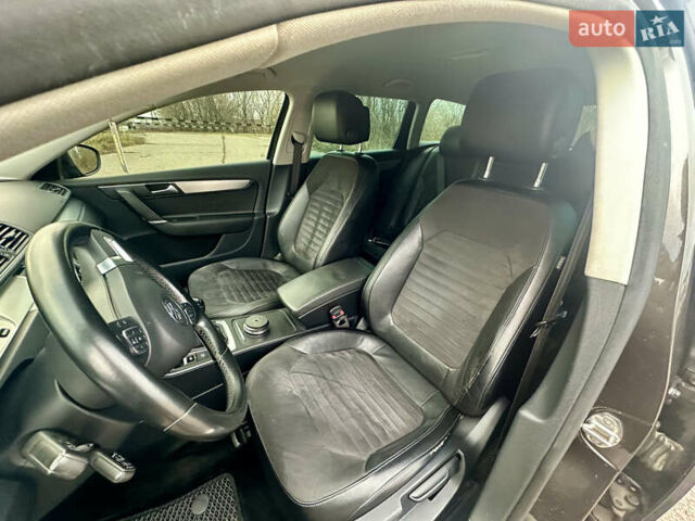 Коричневый Фольксваген Пассат, объемом двигателя 1.97 л и пробегом 244 тыс. км за 12500 $, фото 17 на Automoto.ua