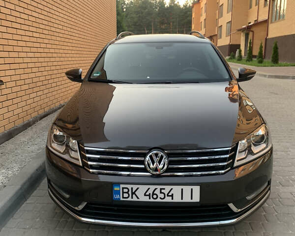 Коричневый Фольксваген Пассат, объемом двигателя 1.97 л и пробегом 270 тыс. км за 12100 $, фото 7 на Automoto.ua