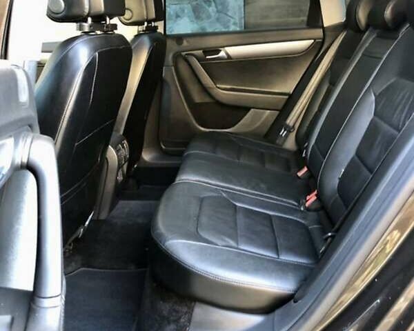 Коричневий Фольксваген Пассат, об'ємом двигуна 1.6 л та пробігом 220 тис. км за 11500 $, фото 17 на Automoto.ua