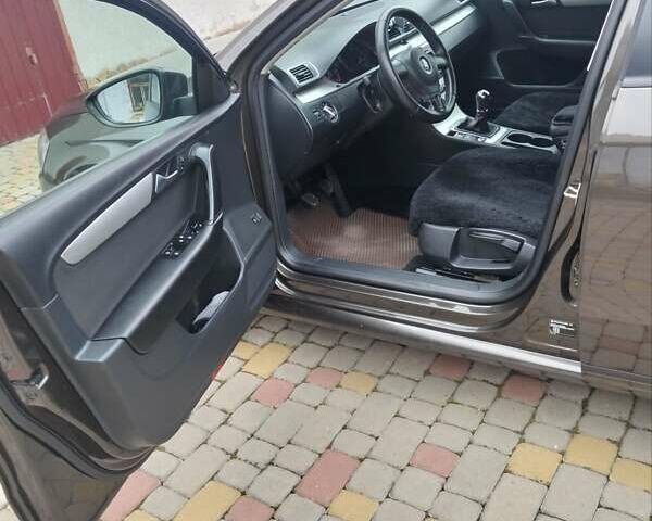 Коричневый Фольксваген Пассат, объемом двигателя 1.97 л и пробегом 255 тыс. км за 8999 $, фото 14 на Automoto.ua