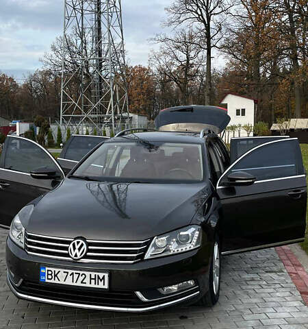 Коричневый Фольксваген Пассат, объемом двигателя 1.6 л и пробегом 285 тыс. км за 10700 $, фото 10 на Automoto.ua