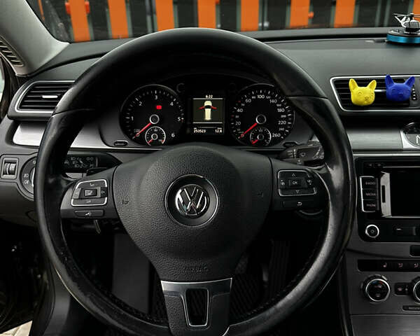 Коричневий Фольксваген Пассат, об'ємом двигуна 1.97 л та пробігом 253 тис. км за 13800 $, фото 14 на Automoto.ua