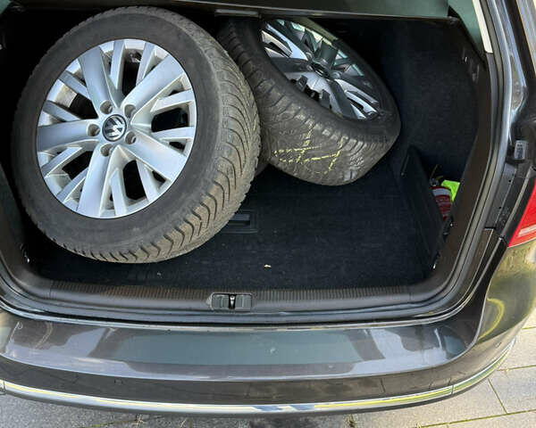 Коричневый Фольксваген Пассат, объемом двигателя 2 л и пробегом 250 тыс. км за 11200 $, фото 15 на Automoto.ua