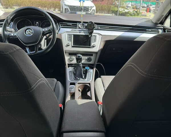 Коричневый Фольксваген Пассат, объемом двигателя 1.6 л и пробегом 247 тыс. км за 11900 $, фото 7 на Automoto.ua