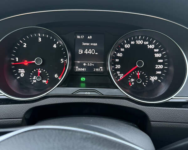 Коричневый Фольксваген Пассат, объемом двигателя 1.6 л и пробегом 247 тыс. км за 11900 $, фото 9 на Automoto.ua