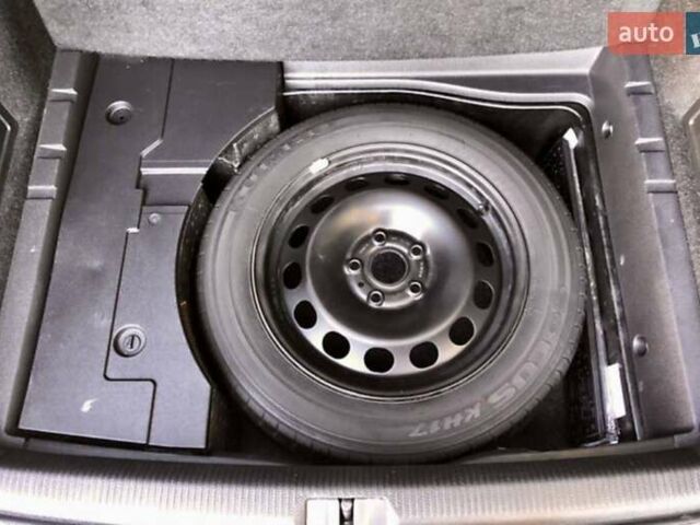 Коричневий Фольксваген Пассат, об'ємом двигуна 1.6 л та пробігом 220 тис. км за 11500 $, фото 26 на Automoto.ua