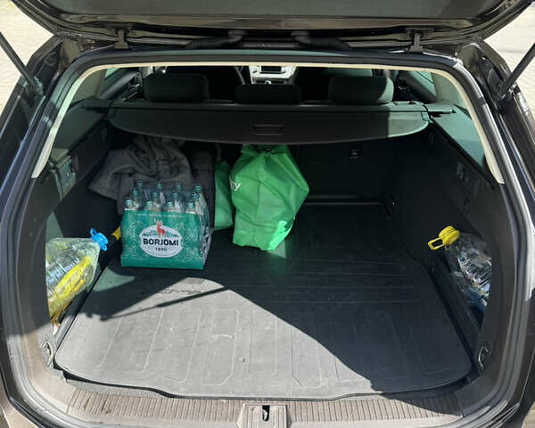 Коричневый Фольксваген Пассат, объемом двигателя 1.6 л и пробегом 247 тыс. км за 11900 $, фото 11 на Automoto.ua