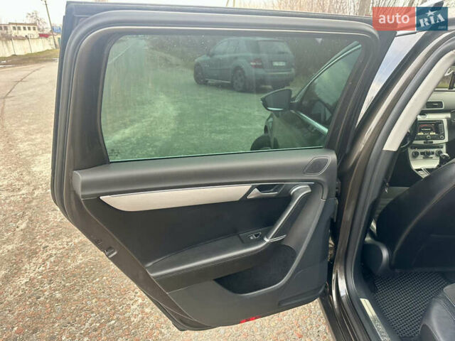 Коричневый Фольксваген Пассат, объемом двигателя 1.97 л и пробегом 244 тыс. км за 12500 $, фото 7 на Automoto.ua