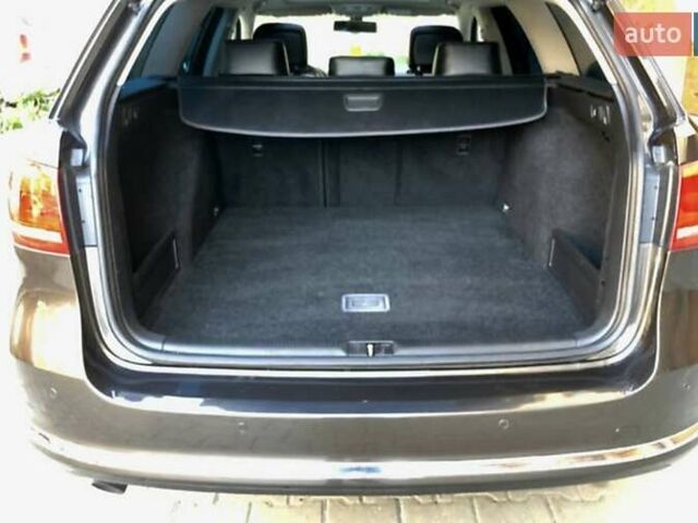 Коричневий Фольксваген Пассат, об'ємом двигуна 1.6 л та пробігом 220 тис. км за 11500 $, фото 25 на Automoto.ua