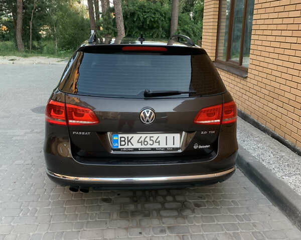 Коричневый Фольксваген Пассат, объемом двигателя 1.97 л и пробегом 270 тыс. км за 12100 $, фото 8 на Automoto.ua