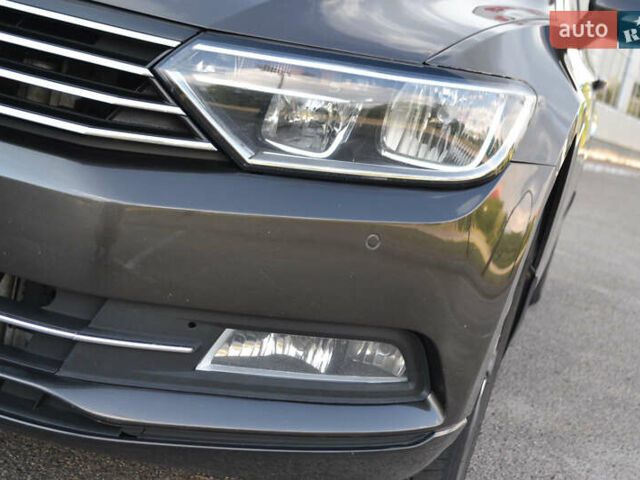 Коричневый Фольксваген Пассат, объемом двигателя 1.97 л и пробегом 295 тыс. км за 13500 $, фото 51 на Automoto.ua