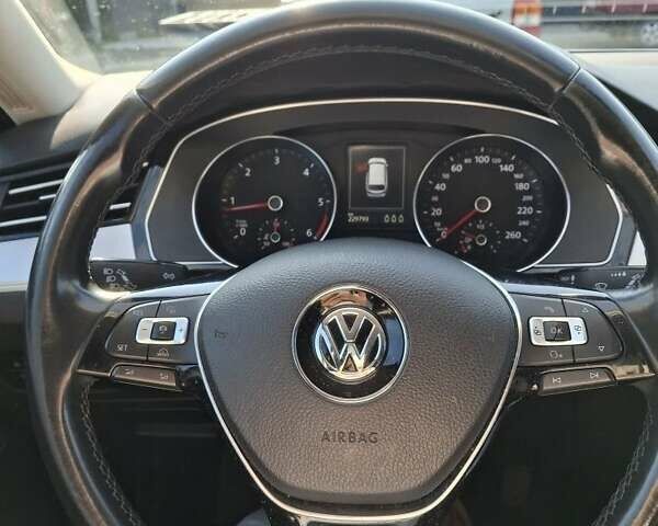 Коричневый Фольксваген Пассат, объемом двигателя 1.6 л и пробегом 229 тыс. км за 12200 $, фото 6 на Automoto.ua