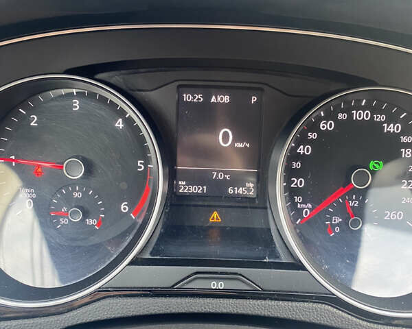 Коричневий Фольксваген Пассат, об'ємом двигуна 1.97 л та пробігом 223 тис. км за 15800 $, фото 4 на Automoto.ua