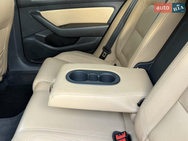 Коричневий Фольксваген Пассат, об'ємом двигуна 1.6 л та пробігом 200 тис. км за 13900 $, фото 46 на Automoto.ua