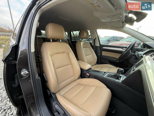 Коричневий Фольксваген Пассат, об'ємом двигуна 1.6 л та пробігом 200 тис. км за 13900 $, фото 29 на Automoto.ua