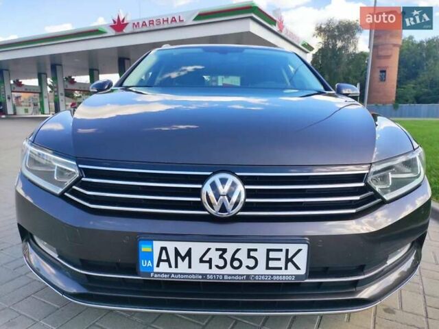 Коричневый Фольксваген Пассат, объемом двигателя 1.6 л и пробегом 207 тыс. км за 13500 $, фото 1 на Automoto.ua