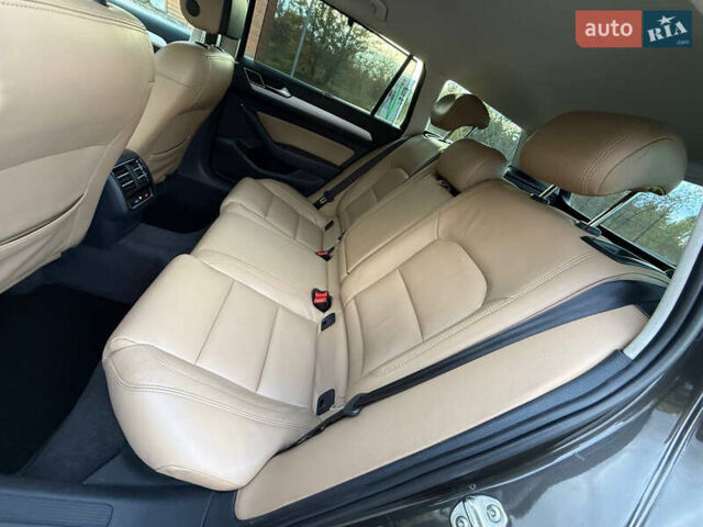 Коричневый Фольксваген Пассат, объемом двигателя 1.6 л и пробегом 200 тыс. км за 14300 $, фото 51 на Automoto.ua