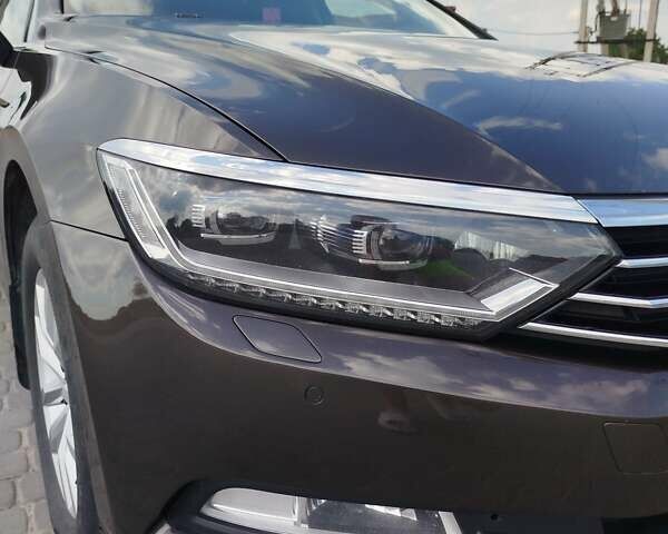 Коричневый Фольксваген Пассат, объемом двигателя 1.6 л и пробегом 284 тыс. км за 12300 $, фото 12 на Automoto.ua