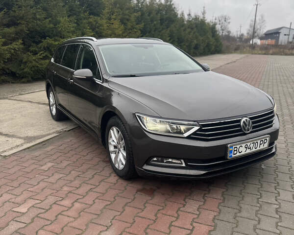 Коричневий Фольксваген Пассат, об'ємом двигуна 2 л та пробігом 325 тис. км за 12900 $, фото 6 на Automoto.ua