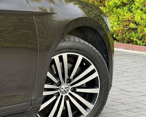 Коричневый Фольксваген Пассат, объемом двигателя 1.6 л и пробегом 200 тыс. км за 14300 $, фото 33 на Automoto.ua