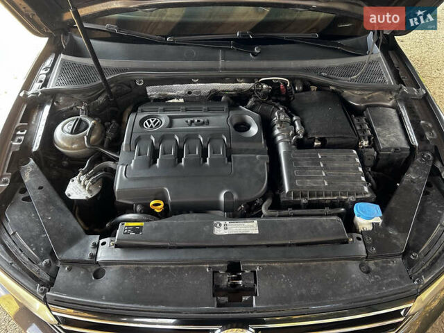 Коричневый Фольксваген Пассат, объемом двигателя 2 л и пробегом 340 тыс. км за 13500 $, фото 13 на Automoto.ua