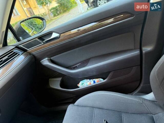 Коричневий Фольксваген Пассат, об'ємом двигуна 1.97 л та пробігом 235 тис. км за 15500 $, фото 25 на Automoto.ua