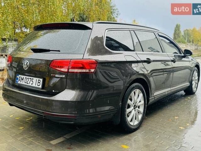 Коричневый Фольксваген Пассат, объемом двигателя 1.6 л и пробегом 333 тыс. км за 10900 $, фото 5 на Automoto.ua