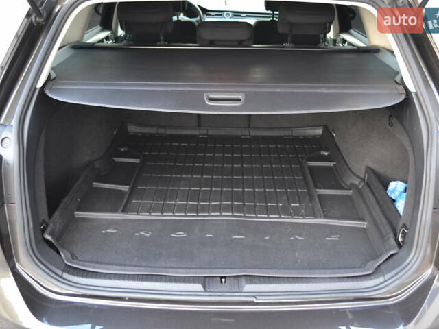 Коричневый Фольксваген Пассат, объемом двигателя 1.97 л и пробегом 295 тыс. км за 13500 $, фото 57 на Automoto.ua