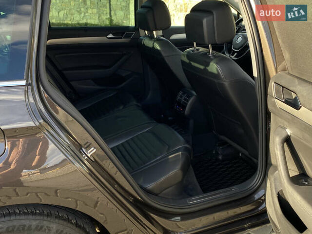 Коричневый Фольксваген Пассат, объемом двигателя 1.97 л и пробегом 265 тыс. км за 13750 $, фото 14 на Automoto.ua