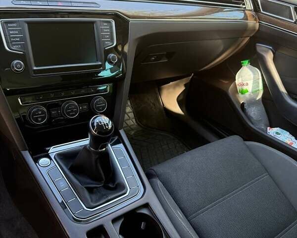 Коричневий Фольксваген Пассат, об'ємом двигуна 1.97 л та пробігом 235 тис. км за 15500 $, фото 17 на Automoto.ua