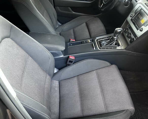 Коричневый Фольксваген Пассат, объемом двигателя 2 л и пробегом 340 тыс. км за 13500 $, фото 5 на Automoto.ua