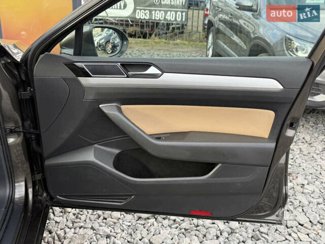 Коричневий Фольксваген Пассат, об'ємом двигуна 1.6 л та пробігом 200 тис. км за 13900 $, фото 33 на Automoto.ua