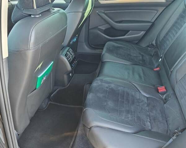 Коричневый Фольксваген Пассат, объемом двигателя 2 л и пробегом 292 тыс. км за 16500 $, фото 42 на Automoto.ua