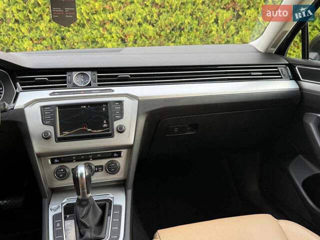 Коричневый Фольксваген Пассат, объемом двигателя 1.6 л и пробегом 200 тыс. км за 14300 $, фото 43 на Automoto.ua