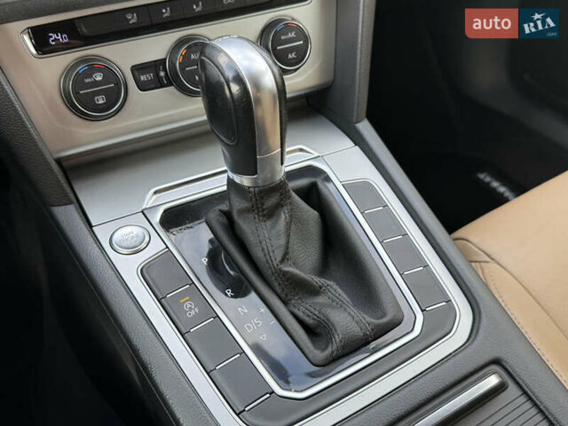 Коричневий Фольксваген Пассат, об'ємом двигуна 1.6 л та пробігом 200 тис. км за 13900 $, фото 56 на Automoto.ua