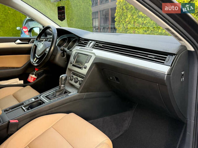 Коричневий Фольксваген Пассат, об'ємом двигуна 1.6 л та пробігом 200 тис. км за 14900 $, фото 37 на Automoto.ua