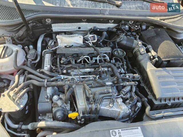 Коричневий Фольксваген Пассат, об'ємом двигуна 1.6 л та пробігом 295 тис. км за 12900 $, фото 9 на Automoto.ua