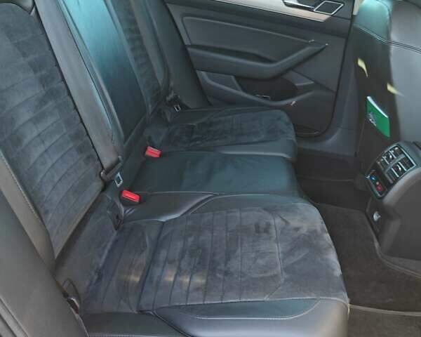 Коричневый Фольксваген Пассат, объемом двигателя 2 л и пробегом 292 тыс. км за 16500 $, фото 53 на Automoto.ua