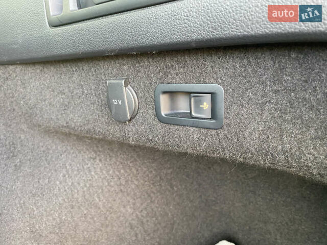 Коричневый Фольксваген Пассат, объемом двигателя 1.97 л и пробегом 265 тыс. км за 13750 $, фото 10 на Automoto.ua