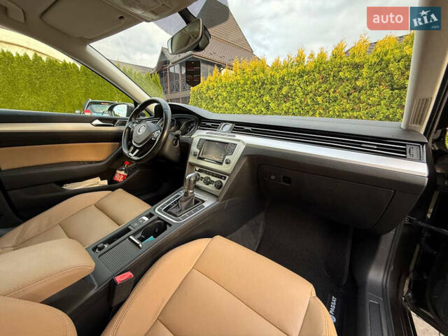 Коричневий Фольксваген Пассат, об'ємом двигуна 1.6 л та пробігом 200 тис. км за 14900 $, фото 4 на Automoto.ua