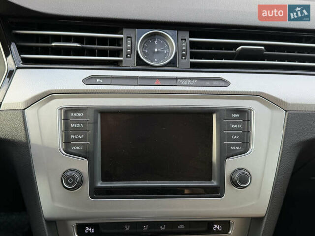 Коричневий Фольксваген Пассат, об'ємом двигуна 1.6 л та пробігом 200 тис. км за 13900 $, фото 54 на Automoto.ua