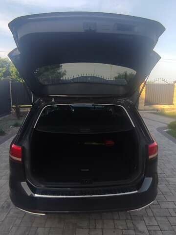 Коричневый Фольксваген Пассат, объемом двигателя 1.97 л и пробегом 179 тыс. км за 16800 $, фото 4 на Automoto.ua