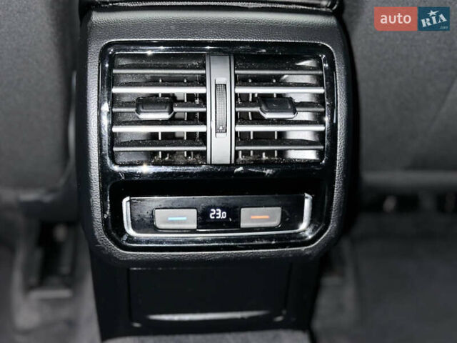 Коричневий Фольксваген Пассат, об'ємом двигуна 1.6 л та пробігом 275 тис. км за 12499 $, фото 20 на Automoto.ua