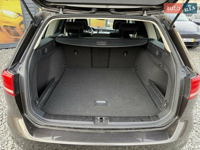 Коричневий Фольксваген Пассат, об'ємом двигуна 2 л та пробігом 200 тис. км за 15800 $, фото 43 на Automoto.ua