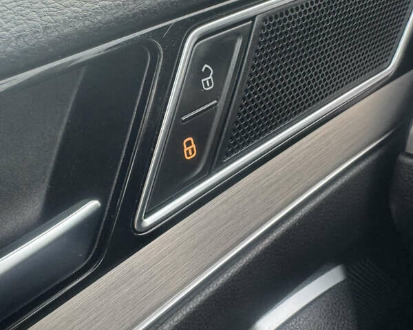 Коричневый Фольксваген Пассат, объемом двигателя 2 л и пробегом 219 тыс. км за 16550 $, фото 35 на Automoto.ua