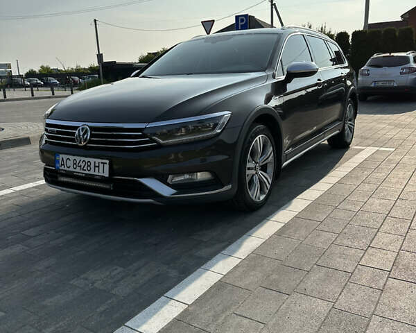 Коричневый Фольксваген Пассат, объемом двигателя 1.97 л и пробегом 298 тыс. км за 17300 $, фото 7 на Automoto.ua