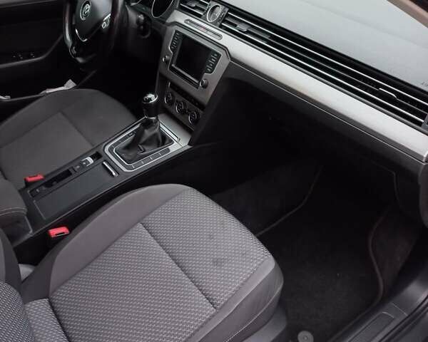 Коричневый Фольксваген Пассат, объемом двигателя 2 л и пробегом 220 тыс. км за 14000 $, фото 12 на Automoto.ua