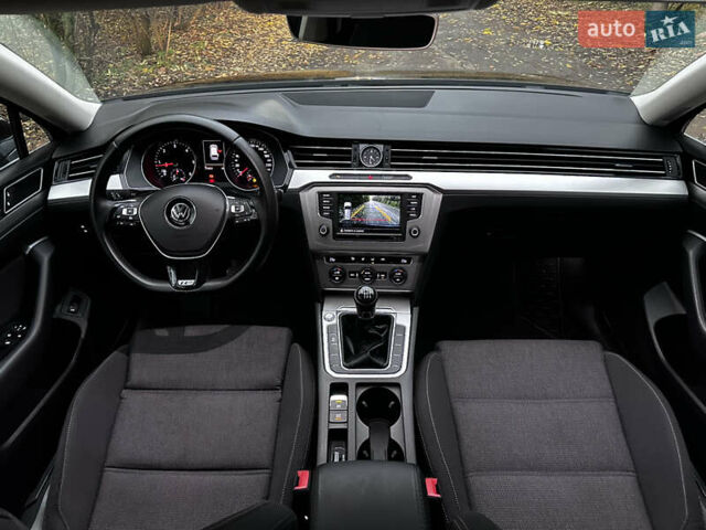 Коричневий Фольксваген Пассат, об'ємом двигуна 1.6 л та пробігом 275 тис. км за 12499 $, фото 10 на Automoto.ua