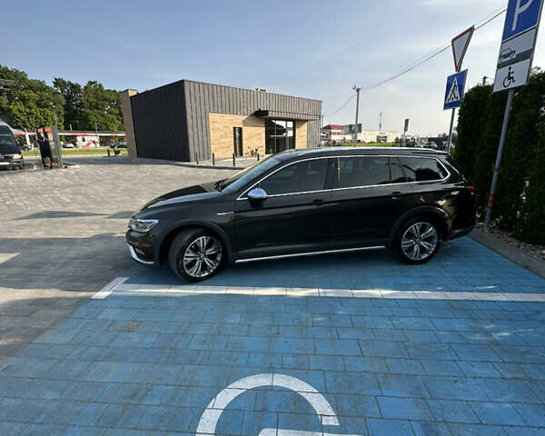 Коричневый Фольксваген Пассат, объемом двигателя 1.97 л и пробегом 298 тыс. км за 17300 $, фото 5 на Automoto.ua